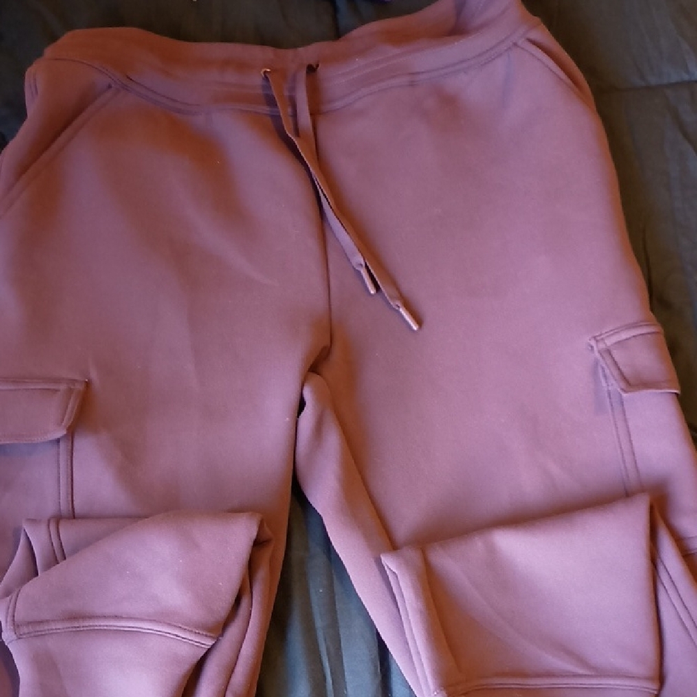 32 Degrees Women's Mauve Joggers And Sweater 2pc